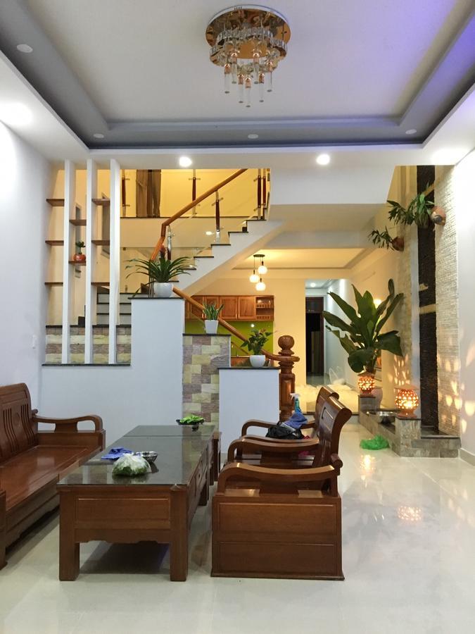 Loc Khang Homestay Хойан Экстерьер фото